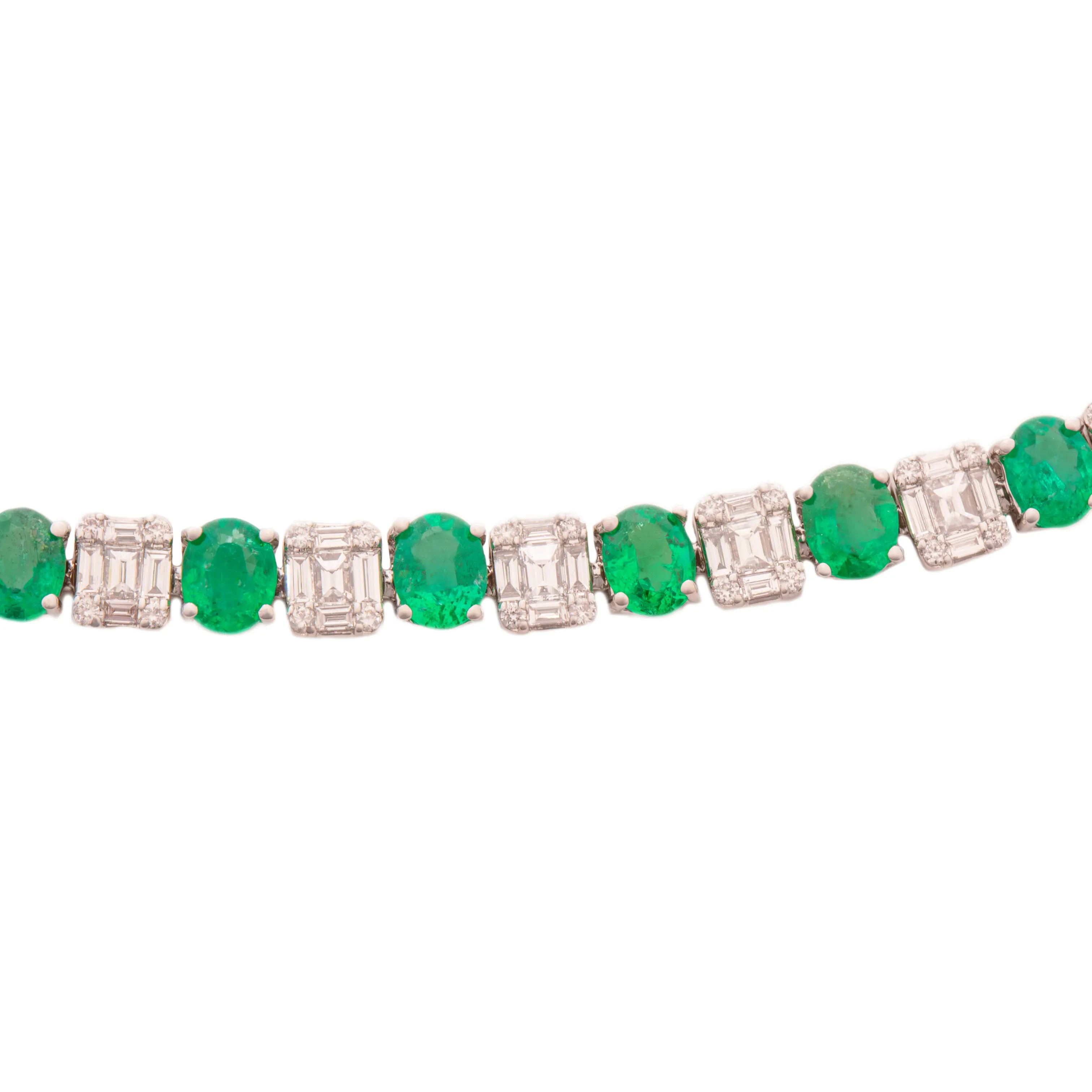 18k White Gold Diamond and Emerald Bracelet