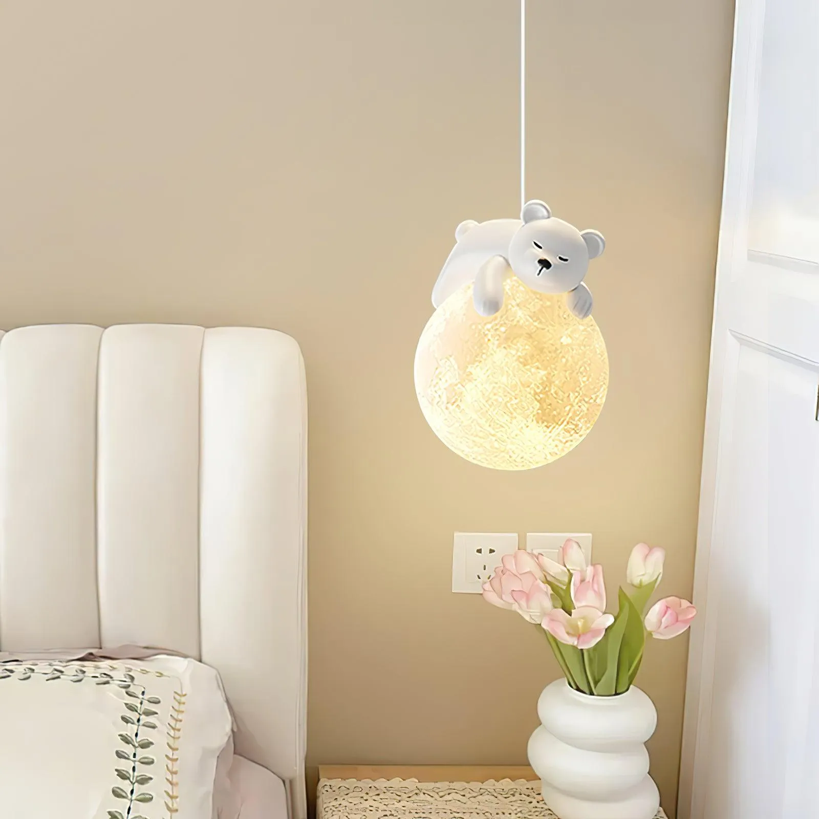 Animal Sleeping Pendant Lamp