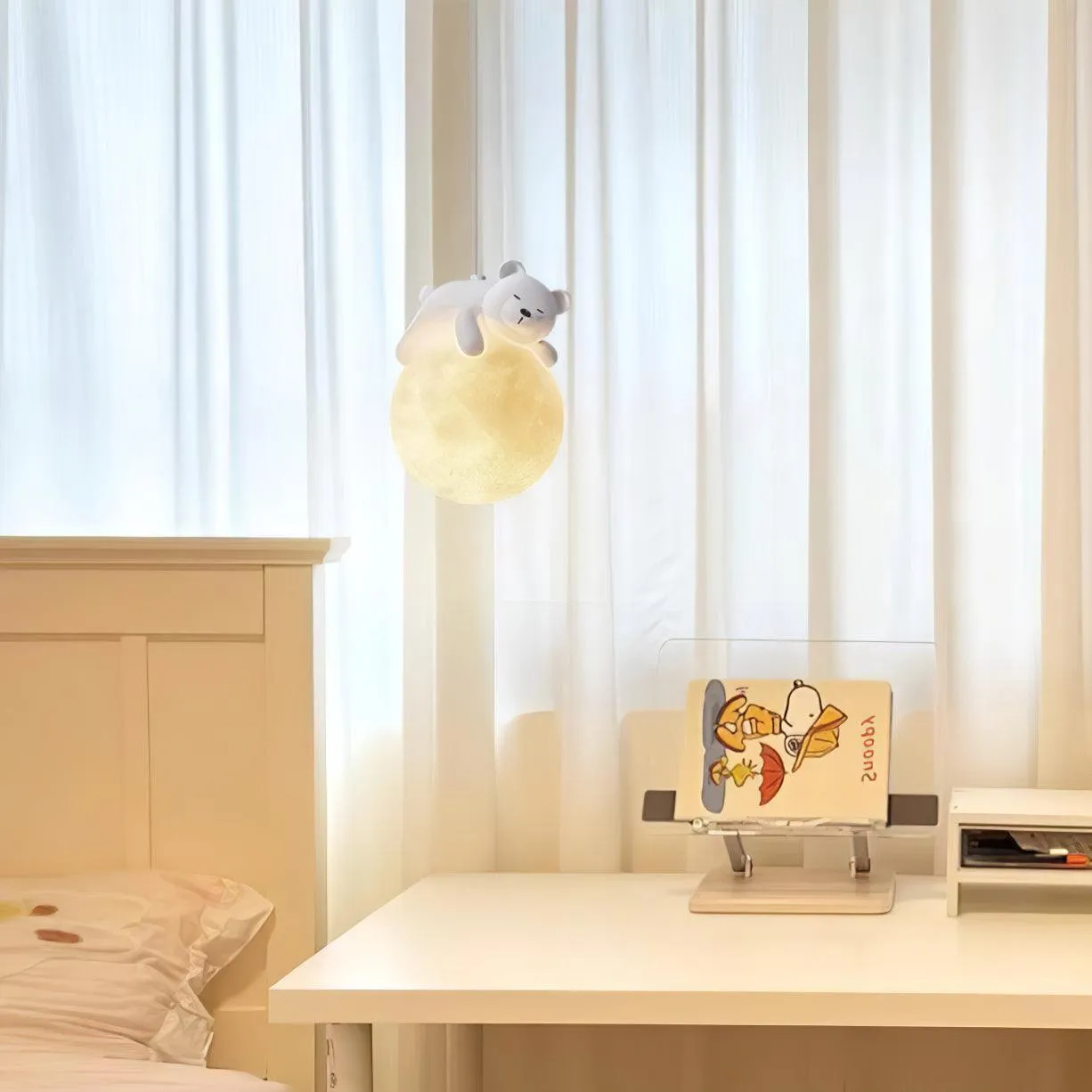 Animal Sleeping Pendant Lamp