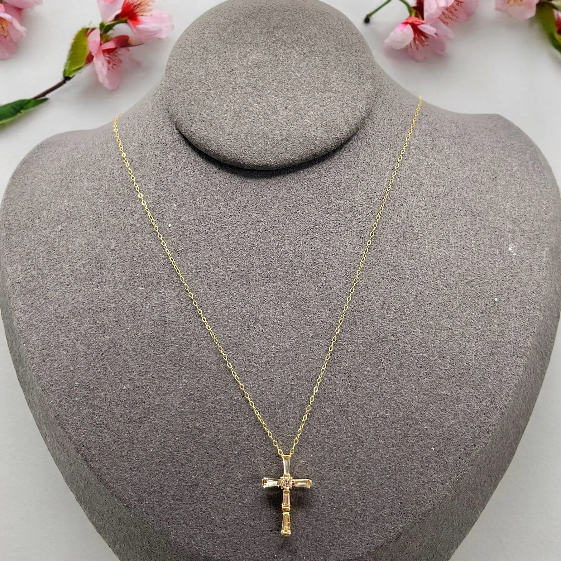 BAGUETTE CUT PENDANT