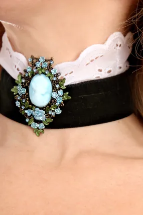 Cameo Alice Velvet Choker