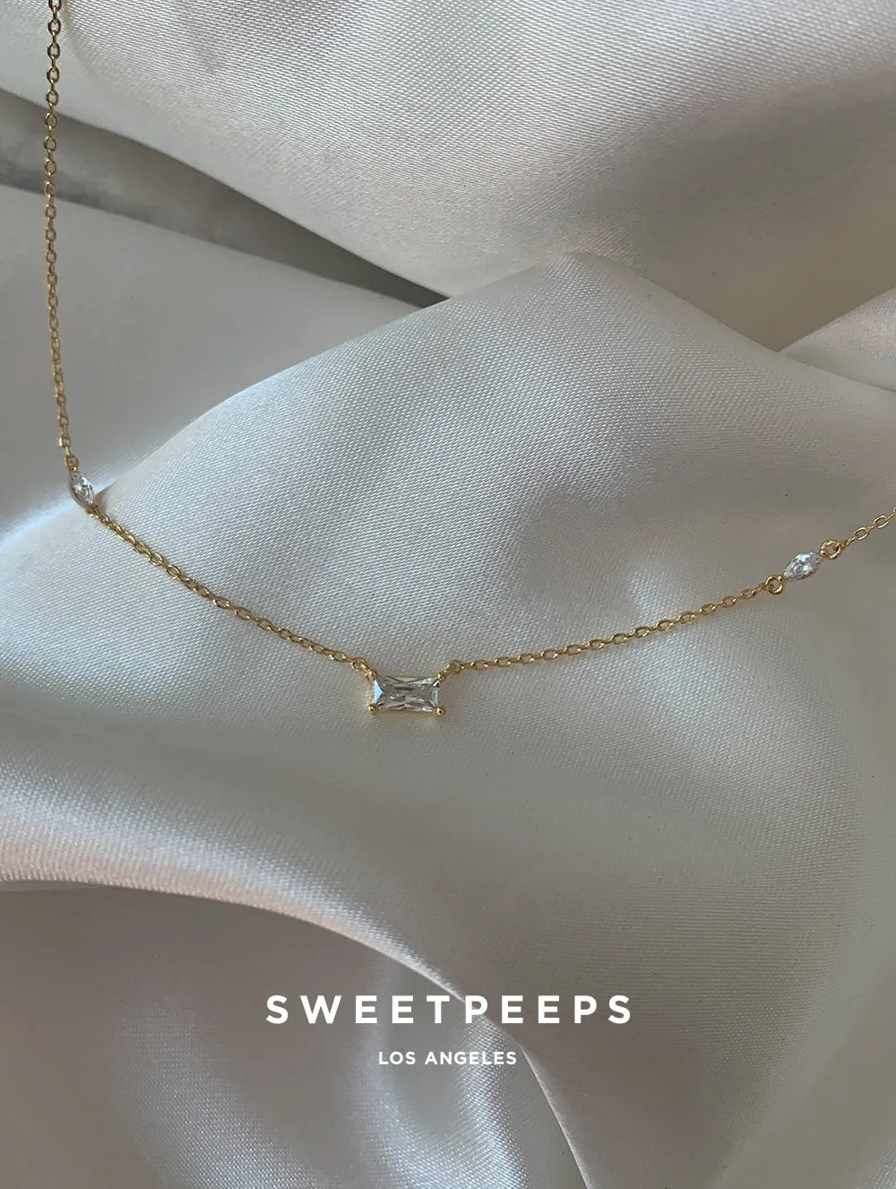 Daintiest Rectangle Necklace