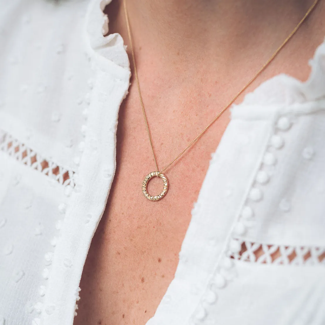 Elena 9ct Gold Circle Pendant Necklace