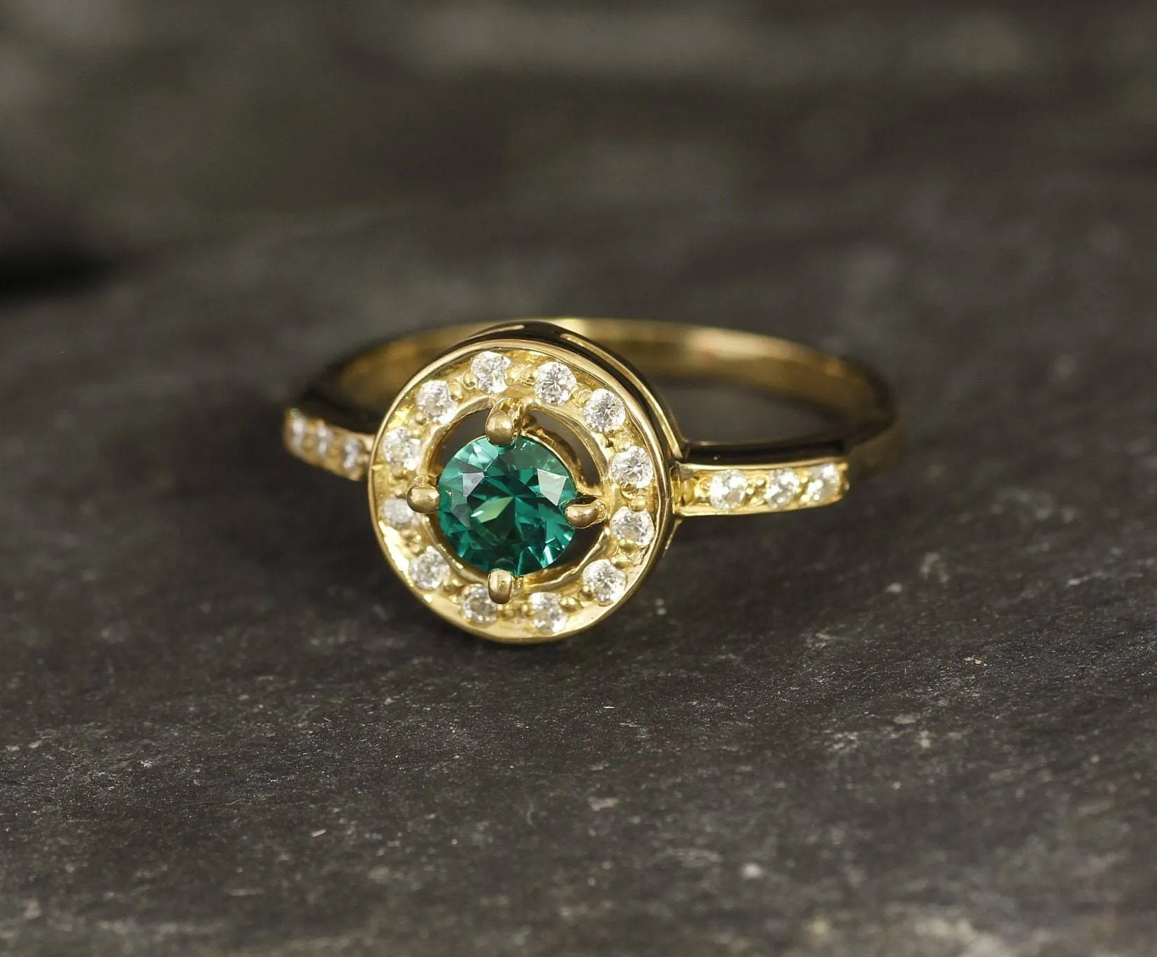 Gold Emerald Ring - Emerald Vintage Ring - Green Solitaire Ring