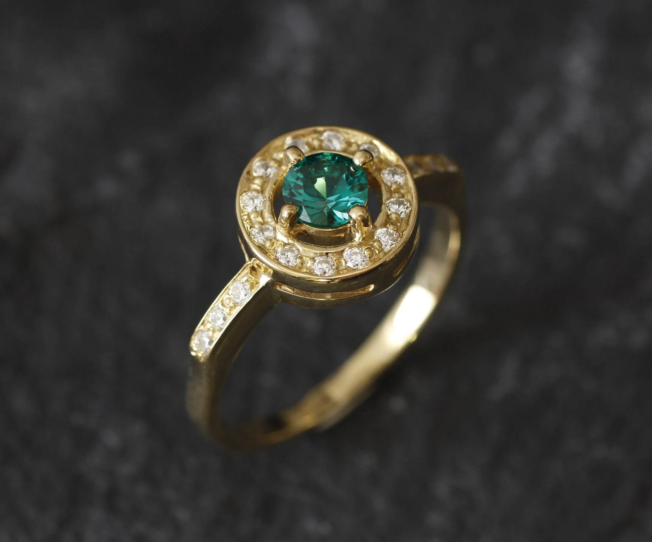 Gold Emerald Ring - Emerald Vintage Ring - Green Solitaire Ring