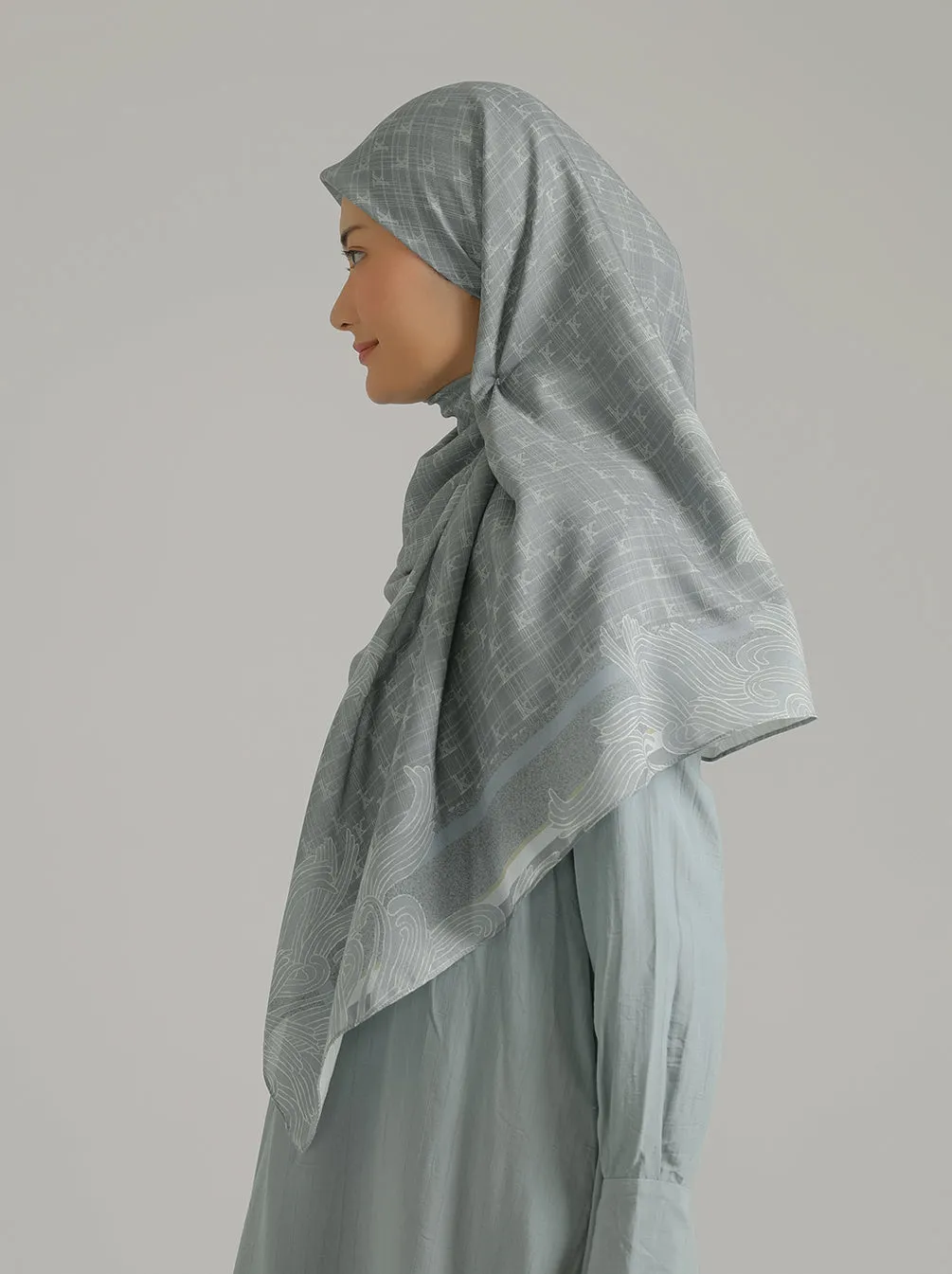 MONOGRAM XL SCARF BLUE PEARL