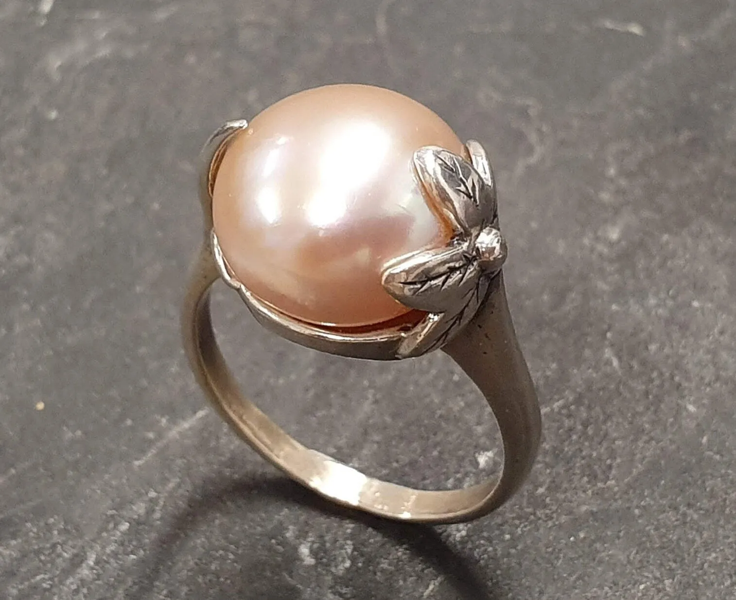 Natural Pearl Ring - Large Pearl Solitaire Ring - Vintage Leaf Ring